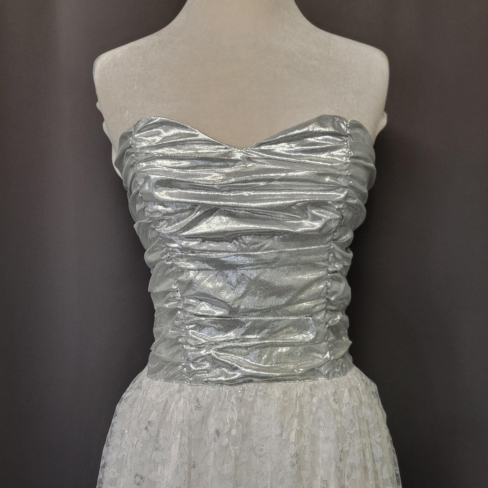 Vintage 80s Gunne Sax Jessica McClintock Dress Silver Metallic Lace White Size 9