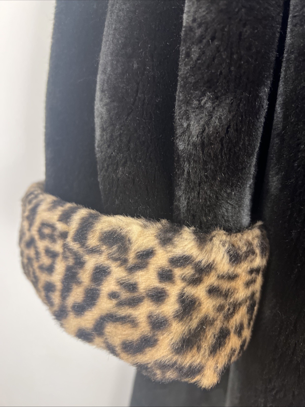 Vintage Borgana Deluxe Faux Fur Coat Black Leopard Print Collar Cuffs Mid Length