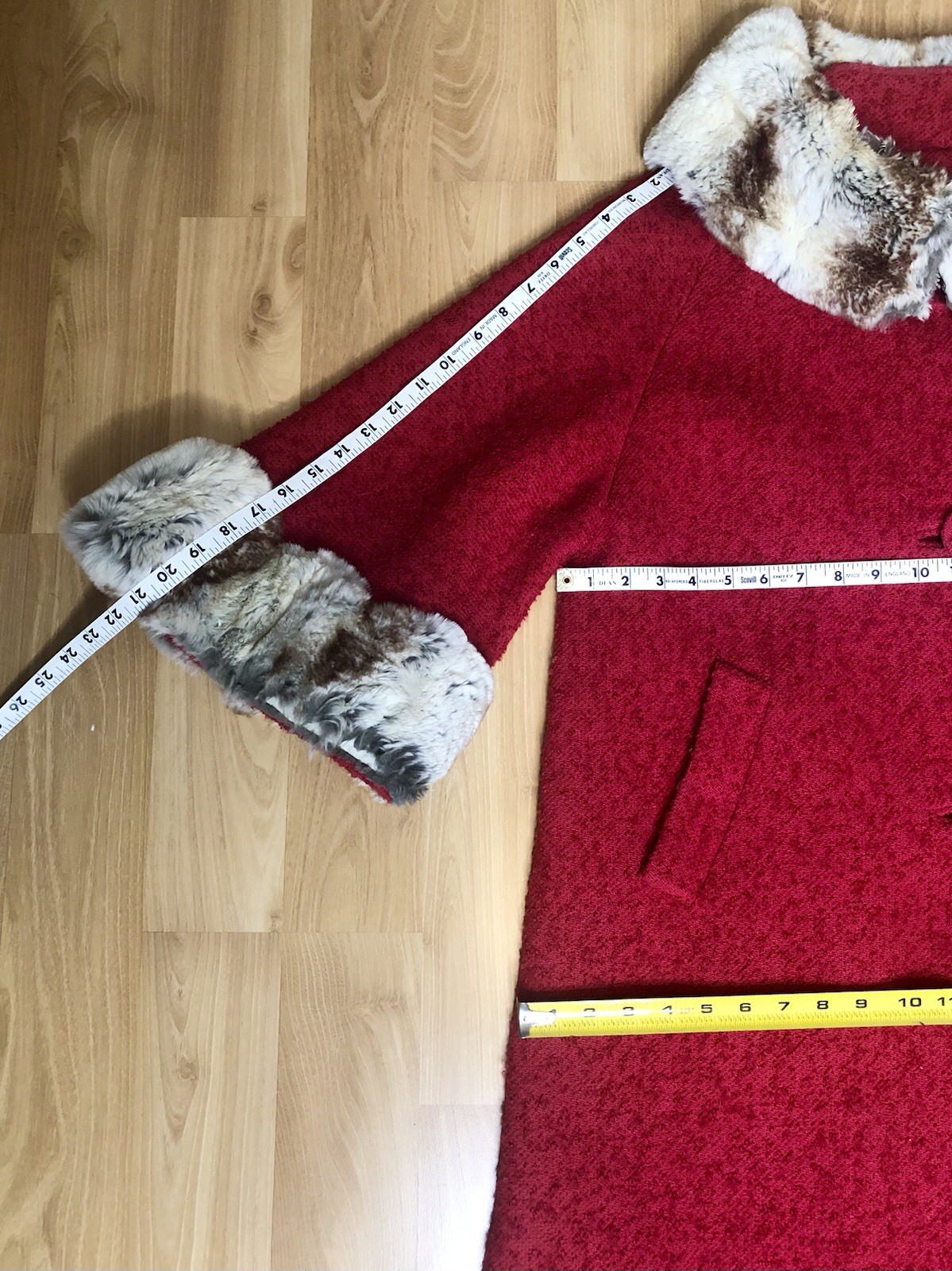 Vintage 1950s Red Nubby Boucle Swing Rockabilly Fur Trim Coat Med/Large