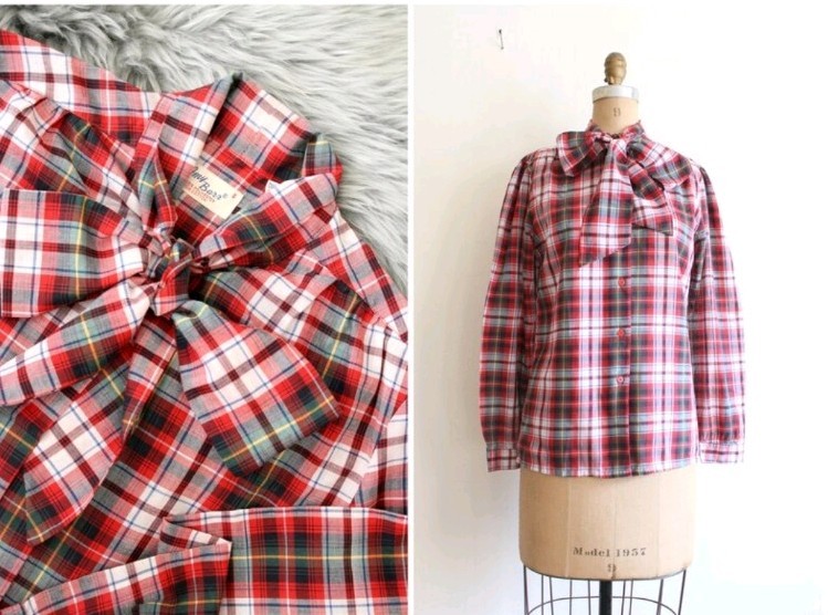 1960s Vintage Tartan Plaid Button Down Blouse with Pussy Bow Size Small-Medium