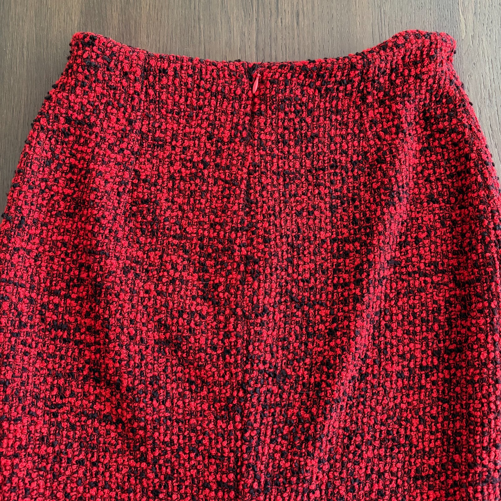 GIANNI VERSACE red wool boucle skirt suit size 42 from F/W 1995/96