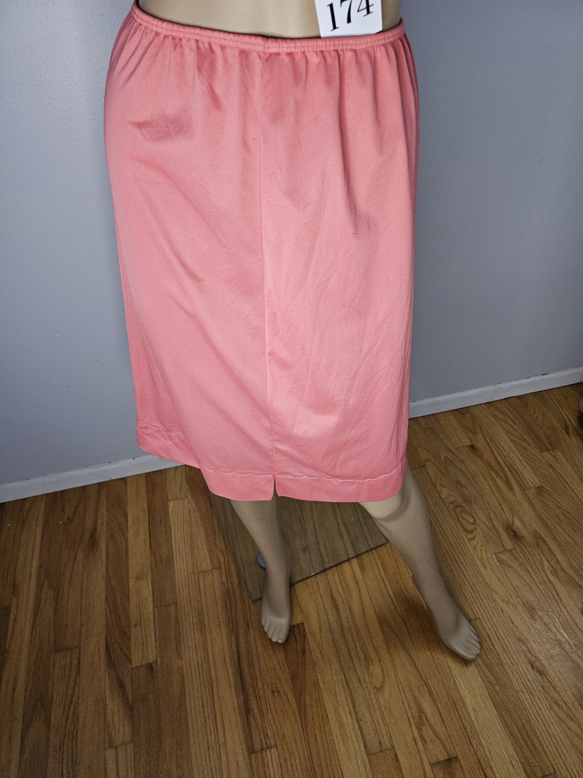 Vintage Charmode Pillowtab Peach Half Slip Size Medium