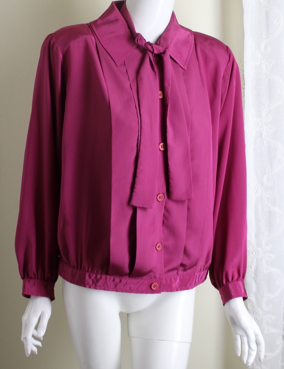 Halston III Vintage Sz 14 Polyester Magenta Pleated Blouse with Scarf Tie