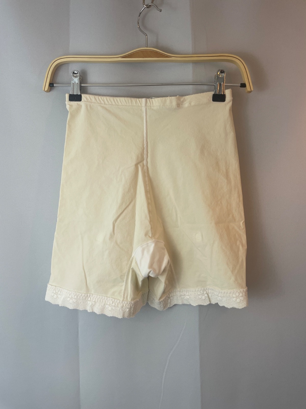 Long Leg Girdle Pinup Shapewear Platex Vintage 1960s Ivory White L