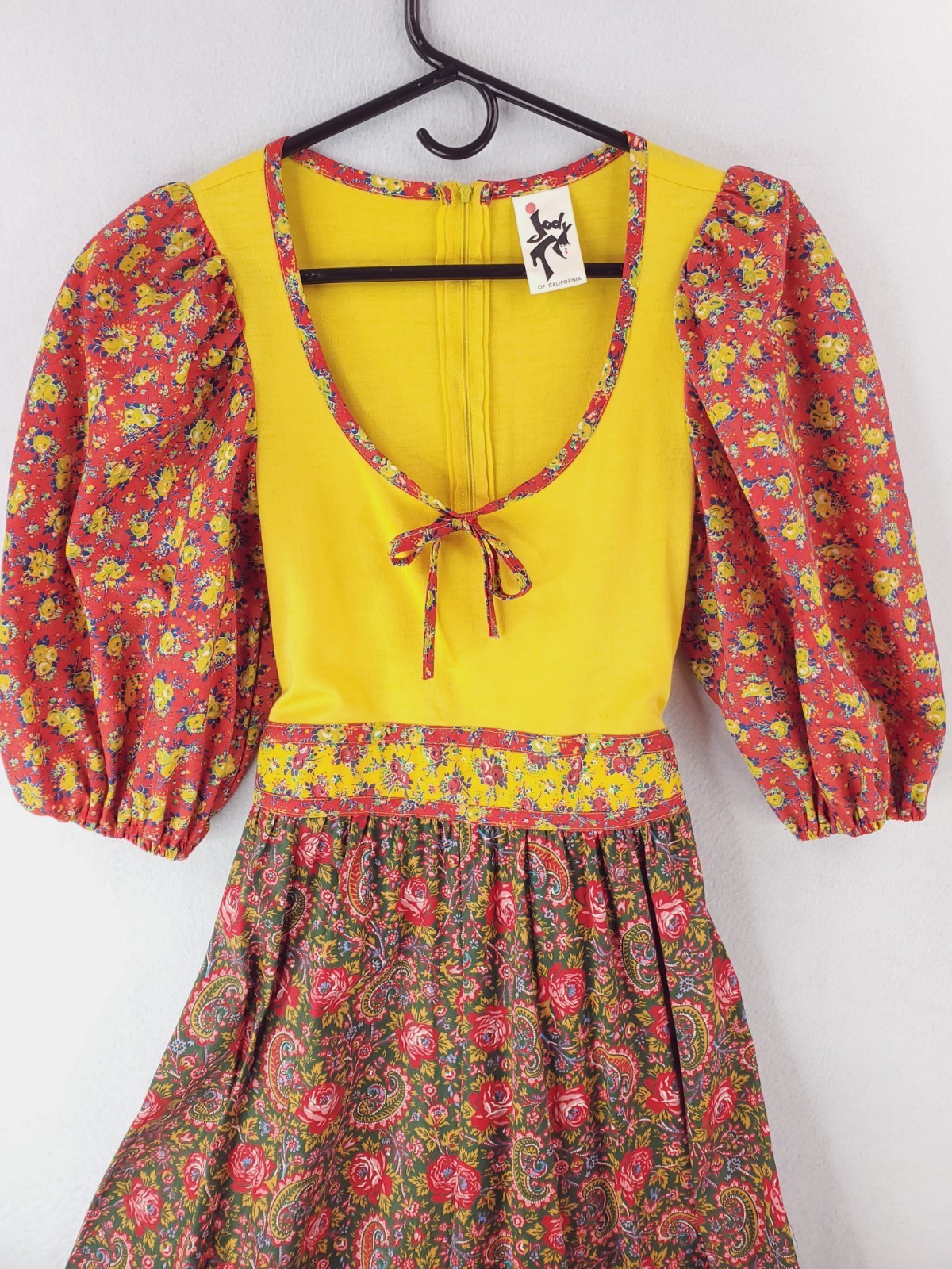 Vintage Jody T Prairie Dress Womens 9 Red Yellow Floral Patchwork Calico 70s