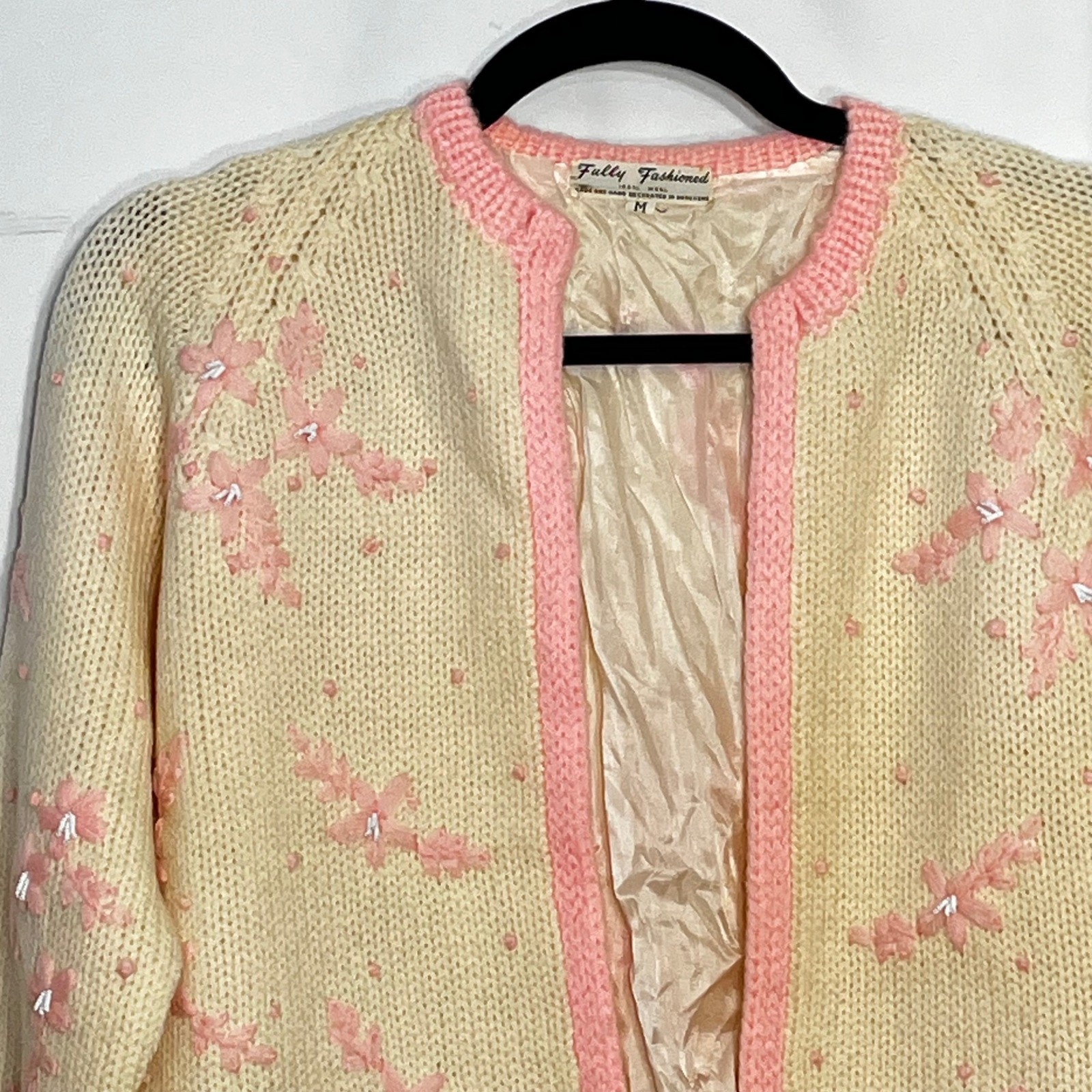 Fully Fashioned Vintage Wool Cardigan Pink Floral Embroidered Lined Sweater M