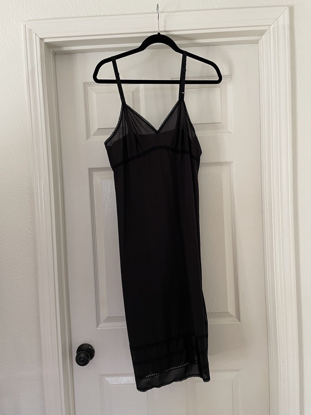 Vintage LORRAINE Black Full Slip Size 36 Tall Adjustable Straps
