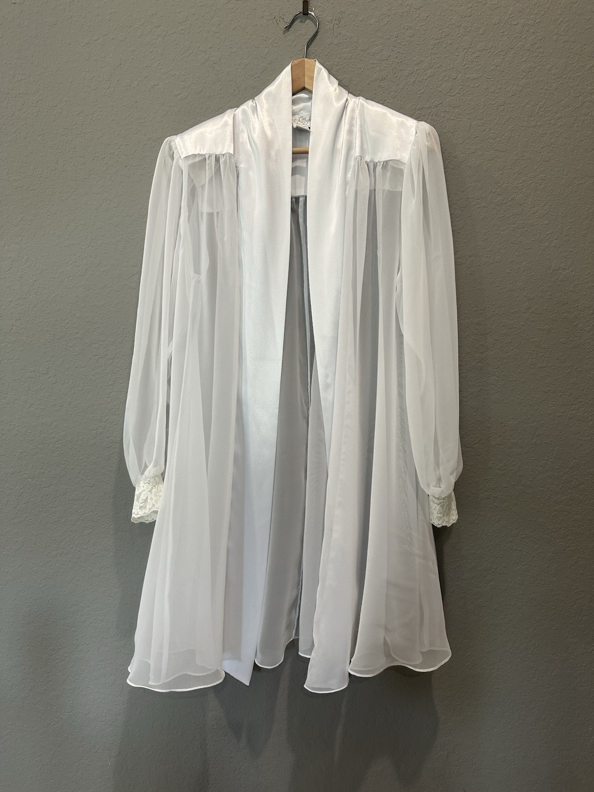 VTG Go Softly Satin, Chiffon, Lace Open Front Robe Cover Up Duster Sz M