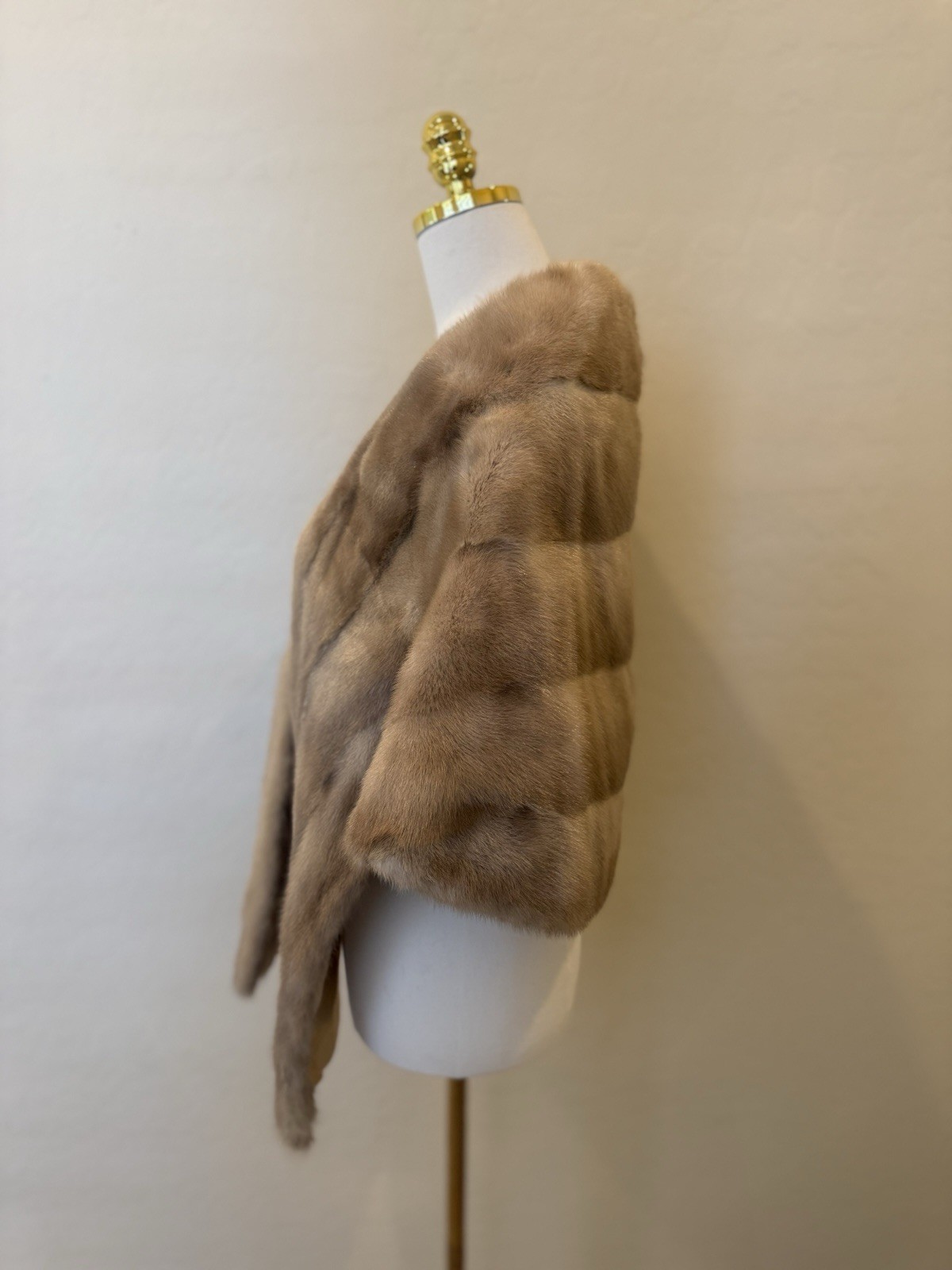 Vintage Dark Blonde Mink Women’s Stole/Cape One Size Fits Most