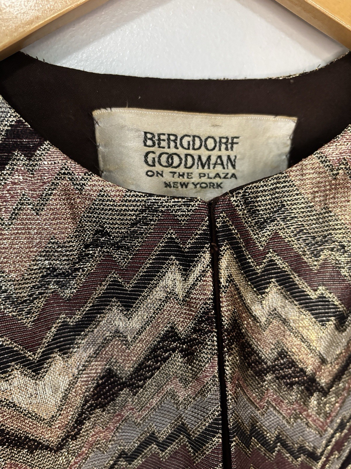 Vintage Bergdorf Goodman Womens 80s Brown Gold Jacket Zigzag Chevron Size 18