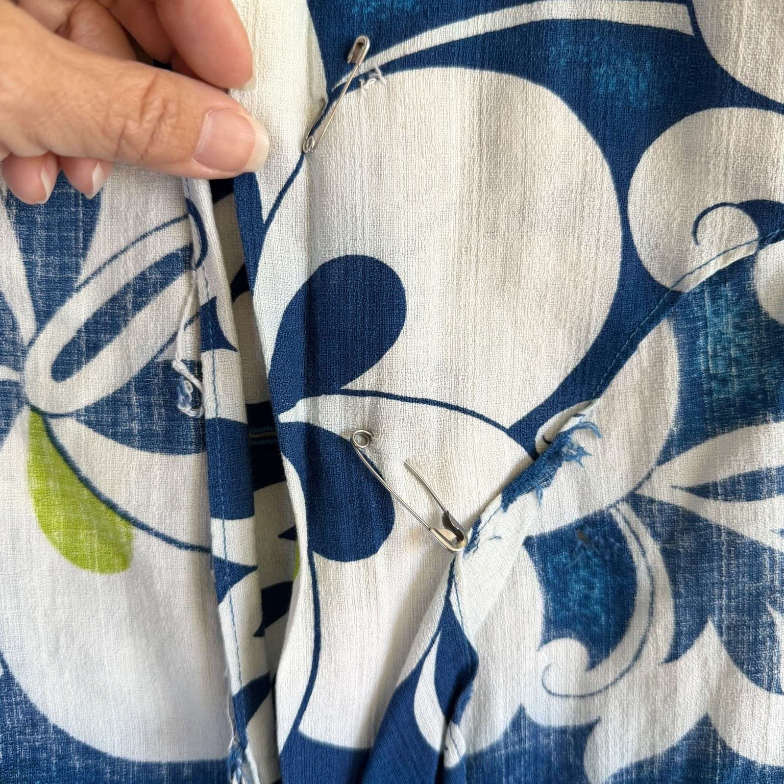 Malihini Vintage Barkcloth Dress Small Blue Sleeveless Hawaiian Floral Buttons