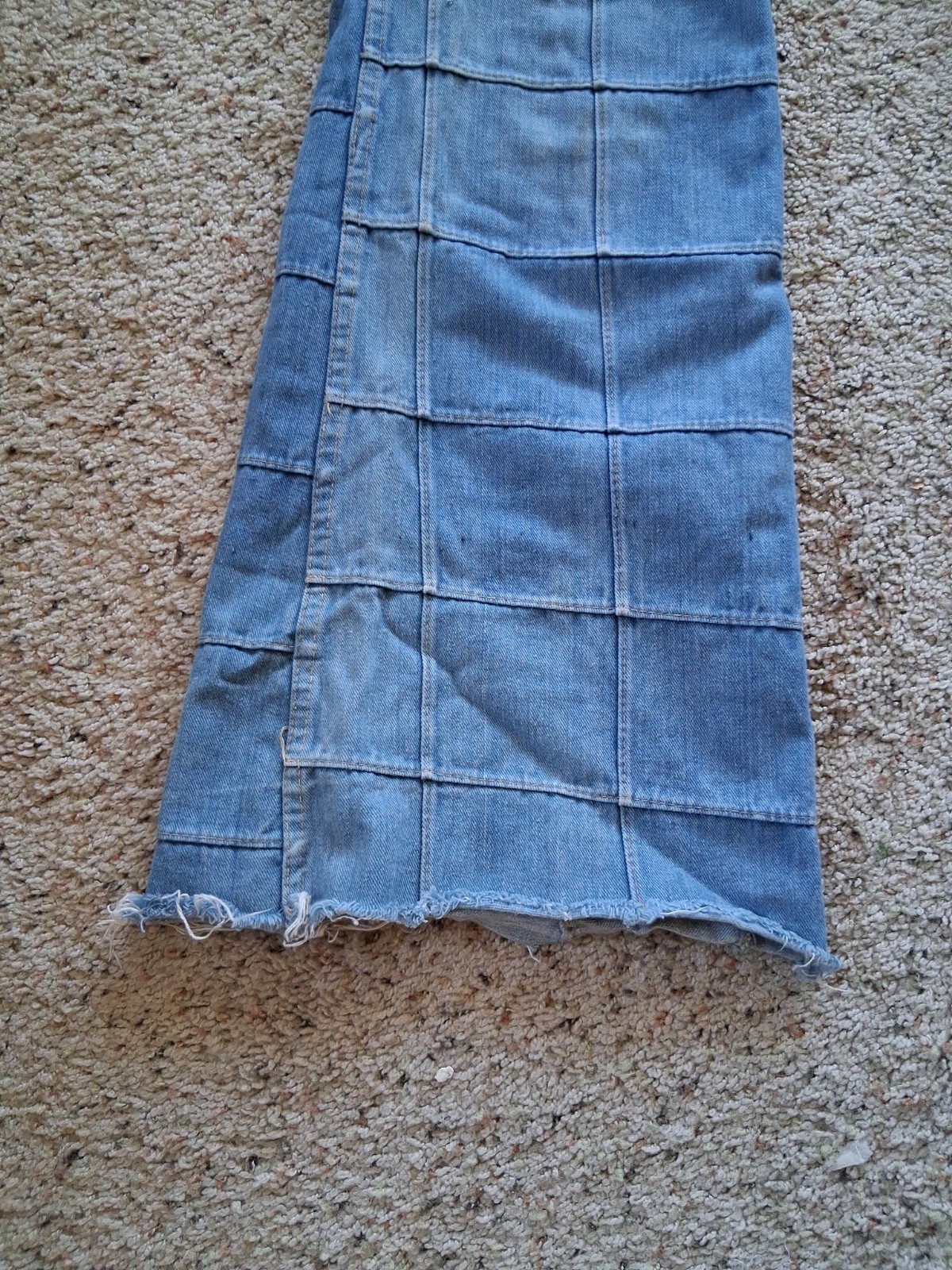 Vintage Brittania Sportswear Patchwork Bell Bottom Jeans Approx: 27×34 70’s