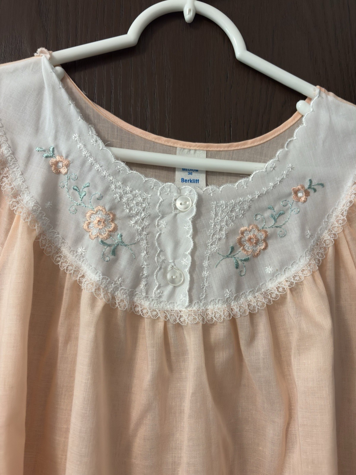 Vintage Berkliff Knee Length Peach Nightgown Lace & Flutter Sleeve Size M