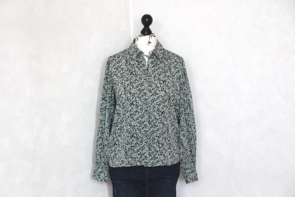 90s Olive womens blouse Vintage puffy sleeve shirt minimalist button up shirt, L