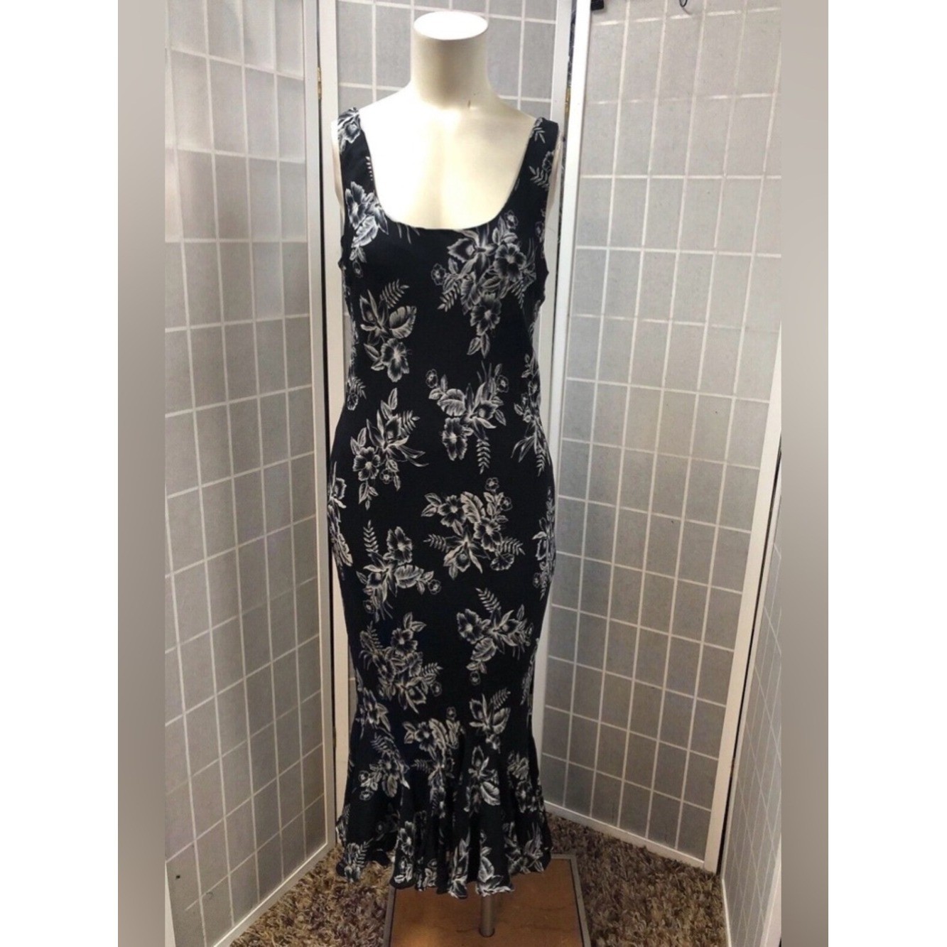 Y2K Silk Vintage Jones New York Signature Black & White Floral Midi Dress L