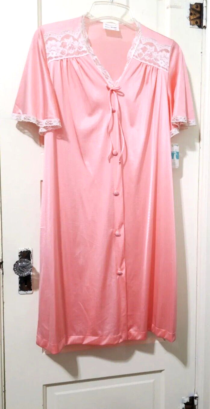 NEW VTG JC Penney SILKY Button Robe Housecoat Petite S M L Night Blossom Peach