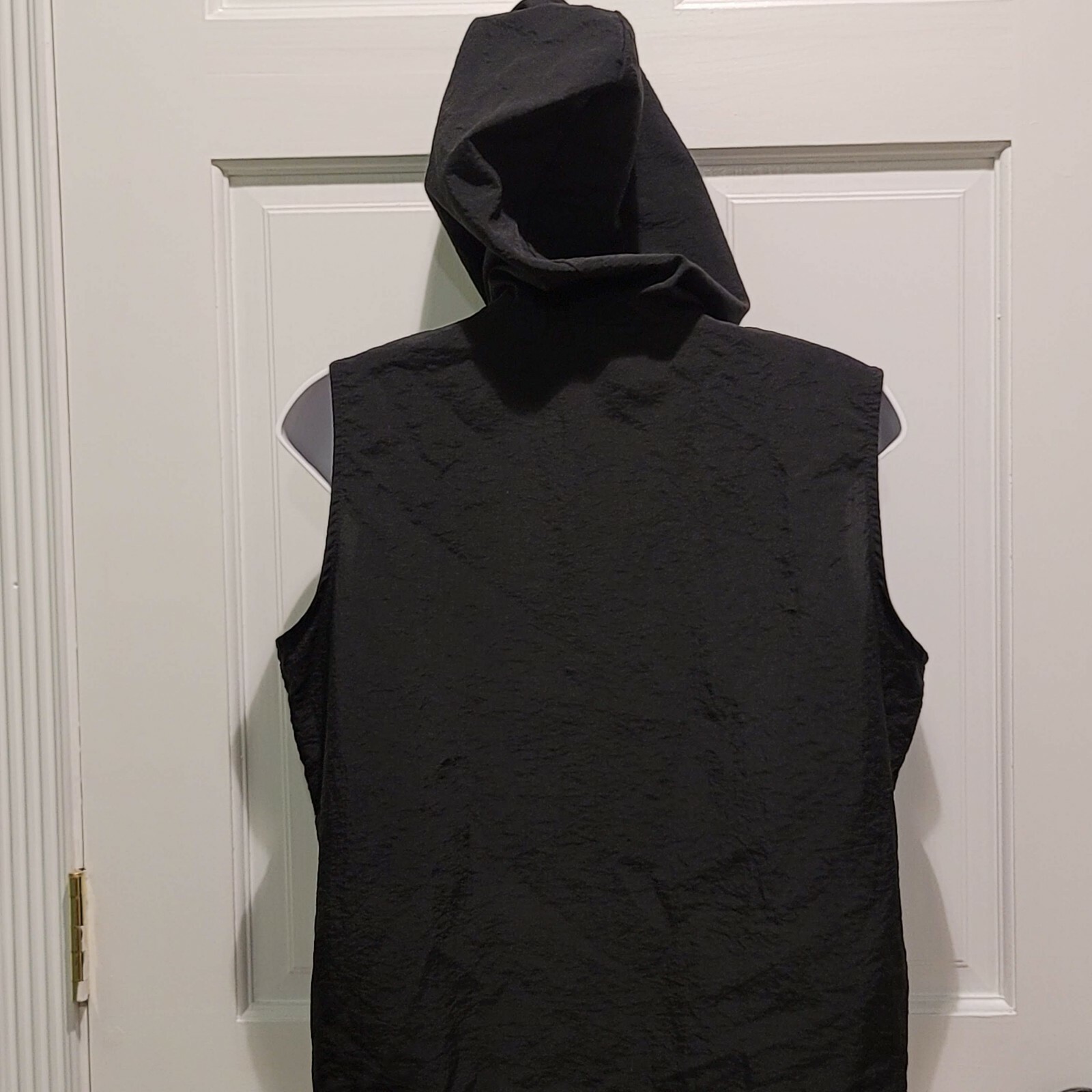 Vintage Women Sleeveless Hoodie Top M Zipper Black Crinkle Nylon USA Miken