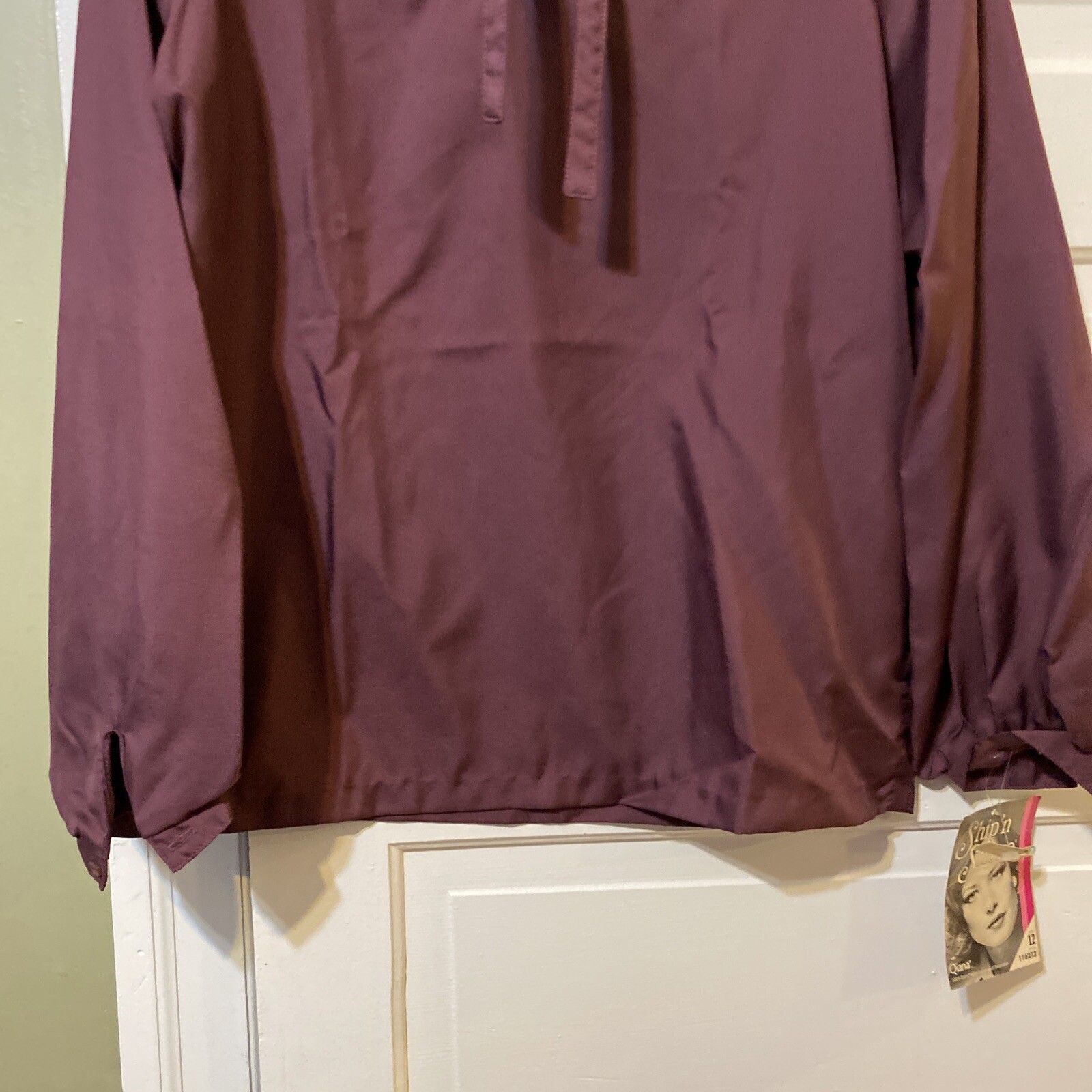 Ship N Shore Vintage solid burgandy Blouse Women Size 12 NWT Tie at Neck Retro
