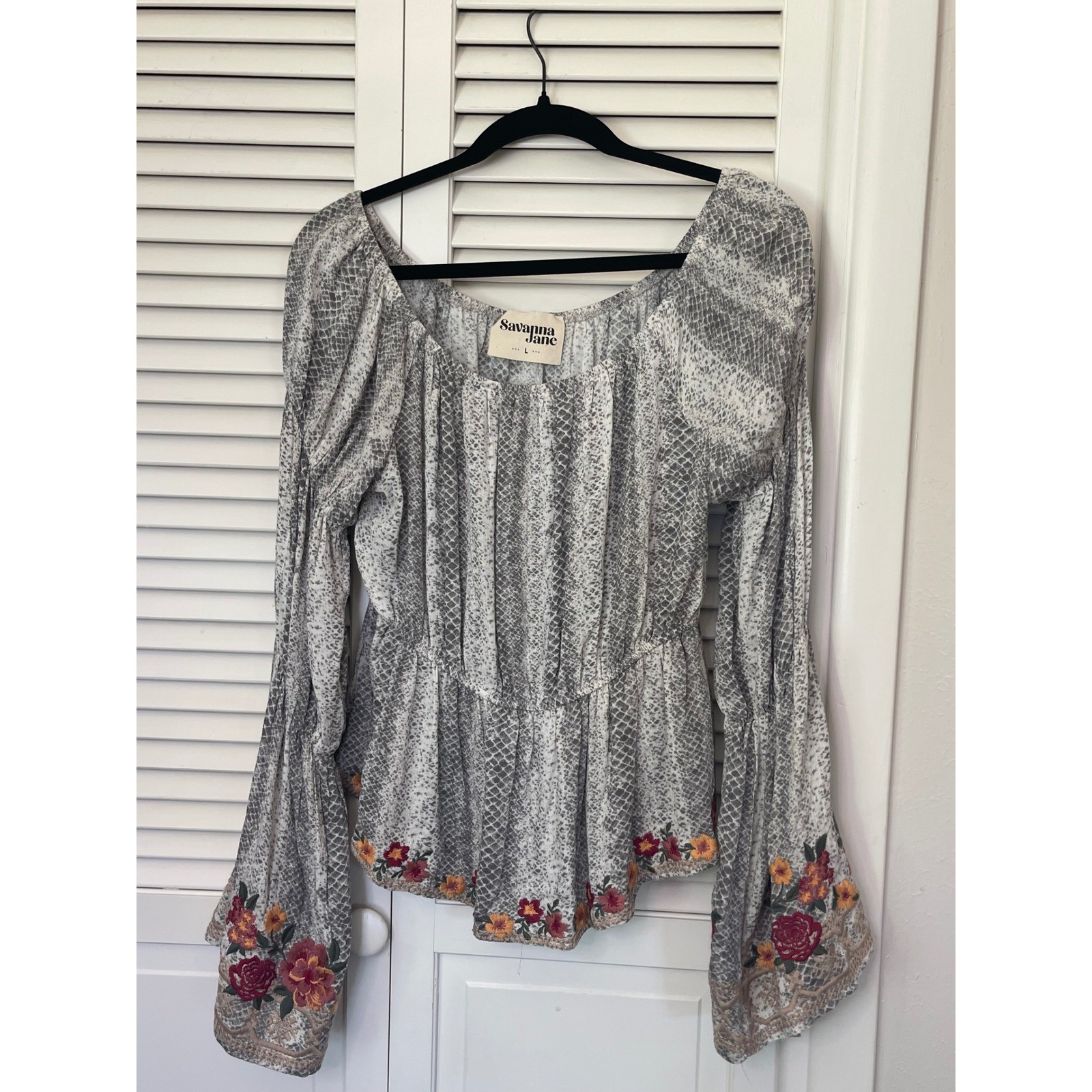 Savanna Jane Snake Print Embroidered Boho Top L