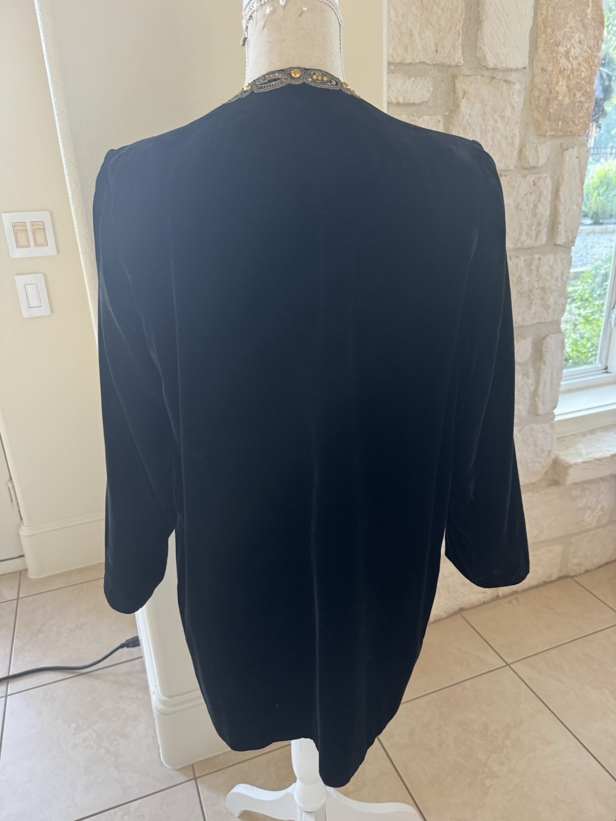 Vintage Neiman Marcus Black Velvet Hand Beaded Sequin Evening Jacket M