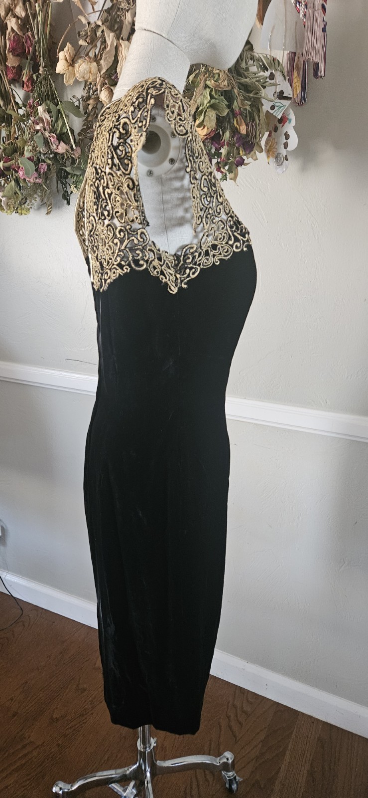Vintage 1990s Tadashi Black And Gold Velvet Dress Mkd Sz 6