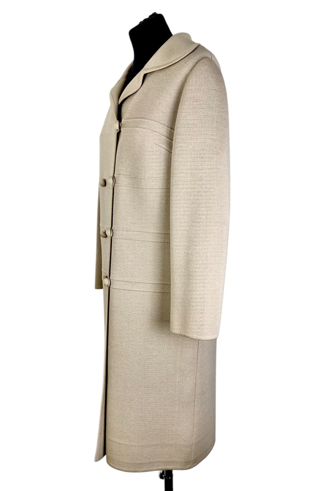 Vintage 60s Sweater Coat | Ivory hued knitted coat | Elegant Accessory | Size M