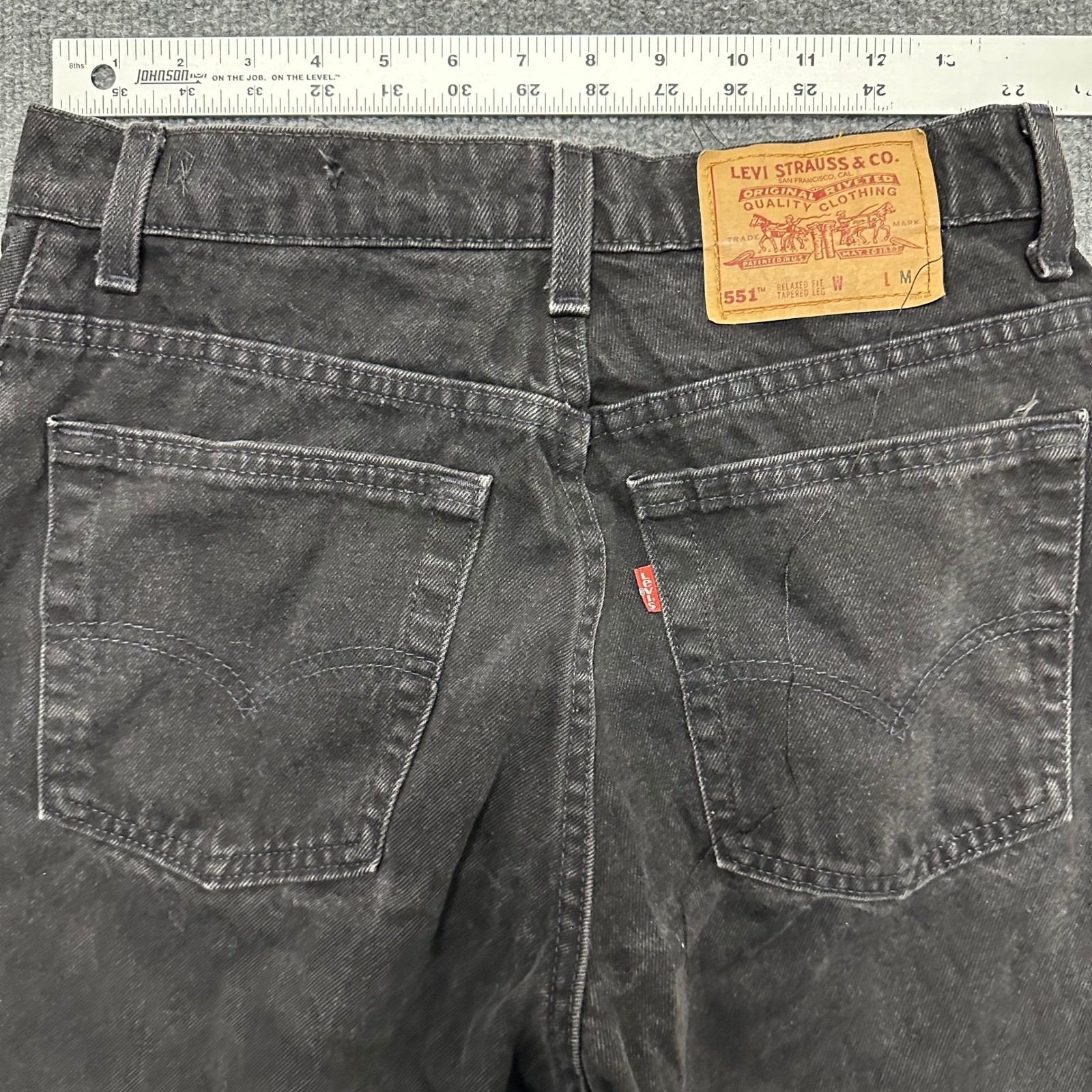 Levi’s Jeans Womens Size 12 MED Black 551 Relaxed Fit Tapered Leg Made in USA