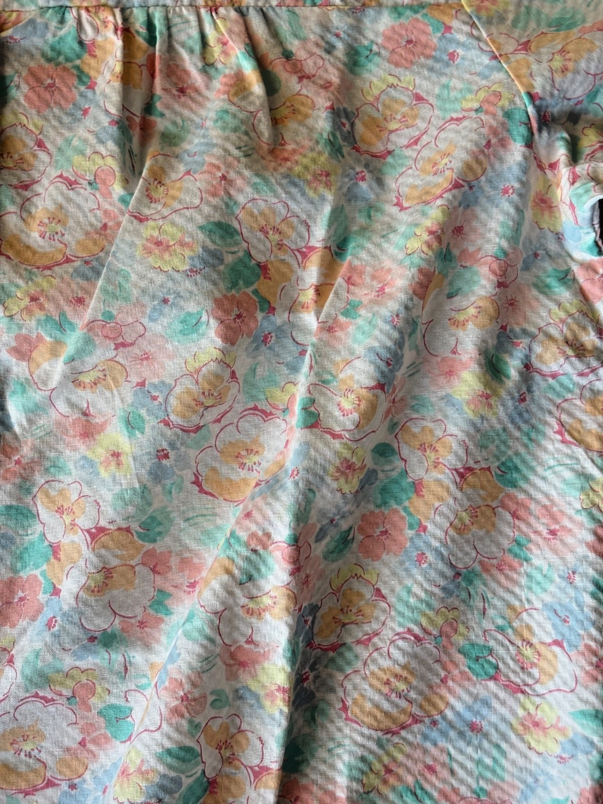 Vintage Evelyn Pearson Cotton and Polyester Button Up Robe Floral Size Small