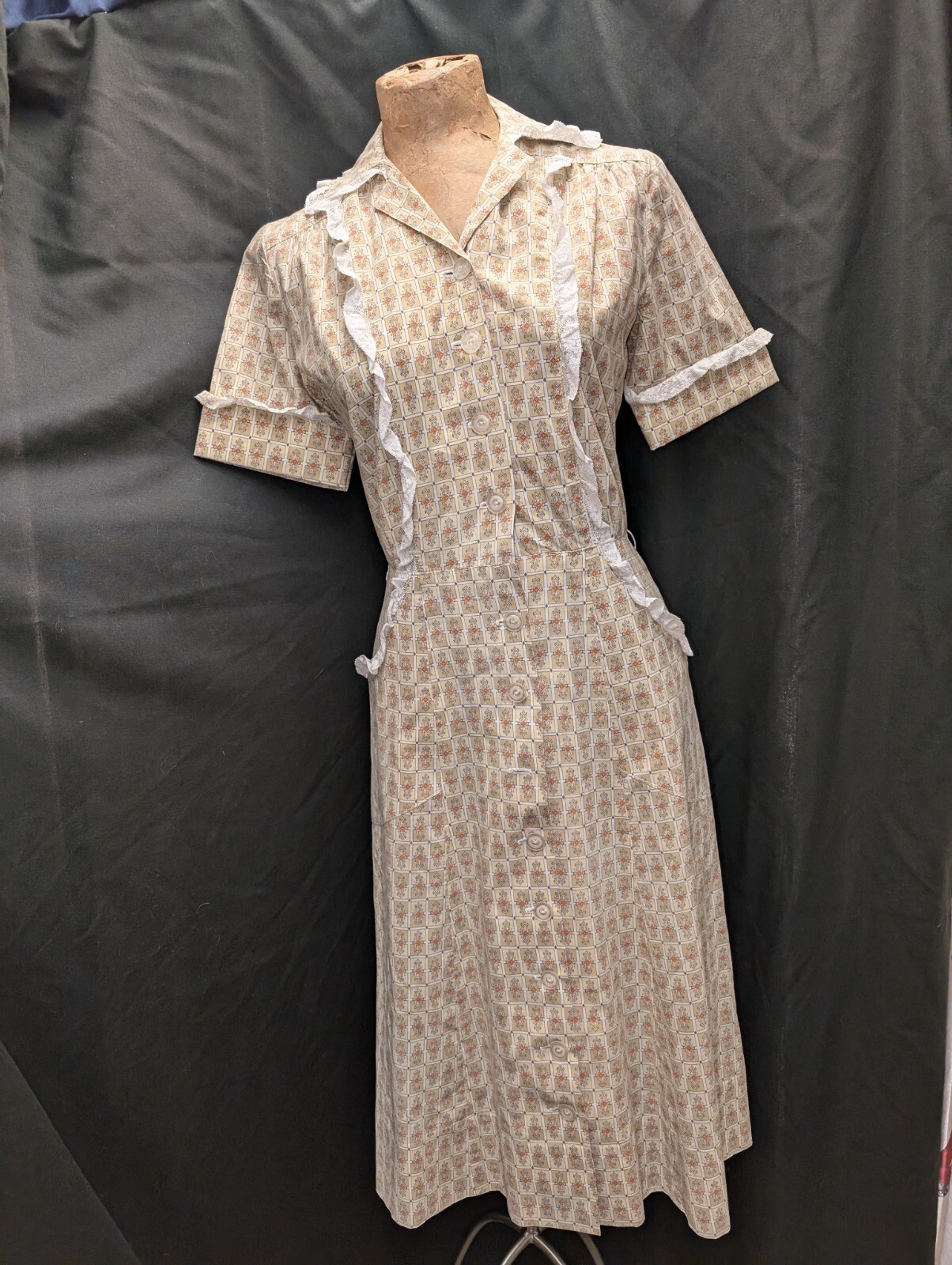 Vtg. 50s Pale Tan White Orange Cotton Button Front Day Dress S/M