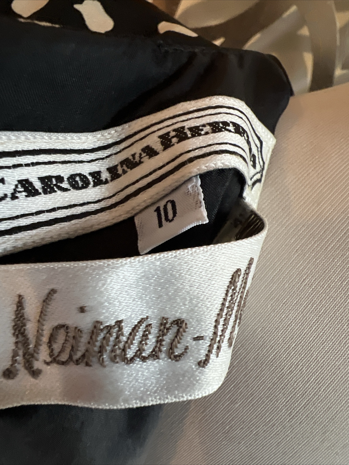 Carolina Herrera Dress Size 10 Black Nieman-Marcus Silk Shoulder Pads VINTAGE
