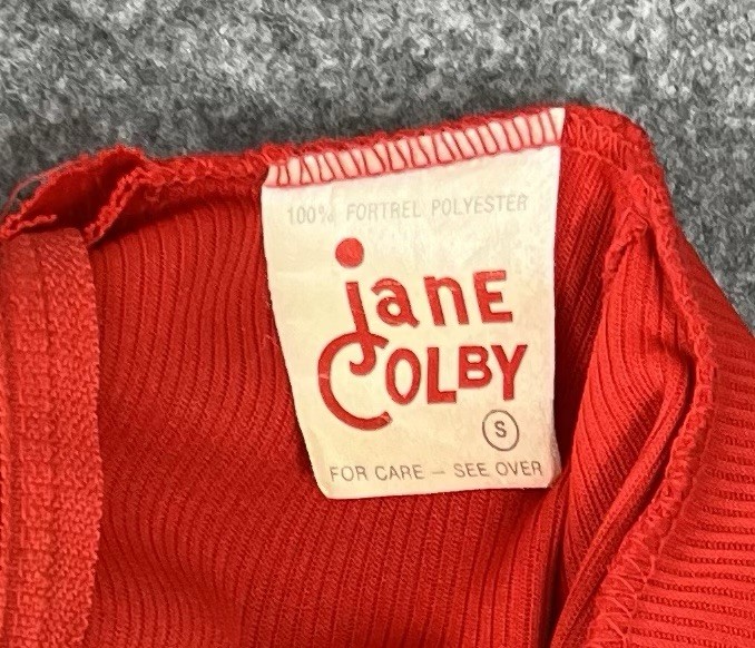 Vintage Jane Colby Red Mock Turtleneck SS Ribbed Top Size S USA