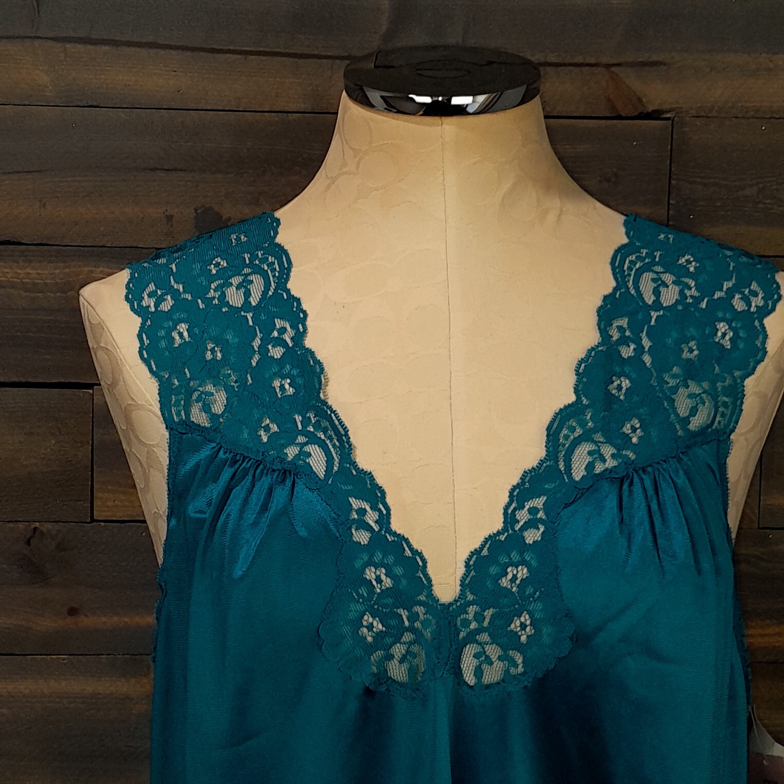 Vanity Fair Midi Nightgown Womens M Green Lace Negligee Made USA Vintage NWT