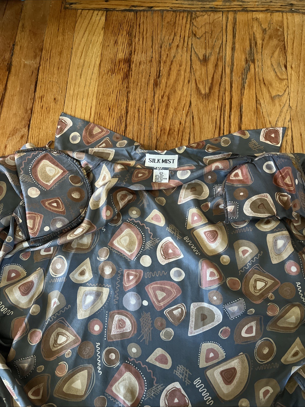 Silk Mist VTG 90s 100% Silk Shirt Abstract Art Print Button Up Shoulder Pads L