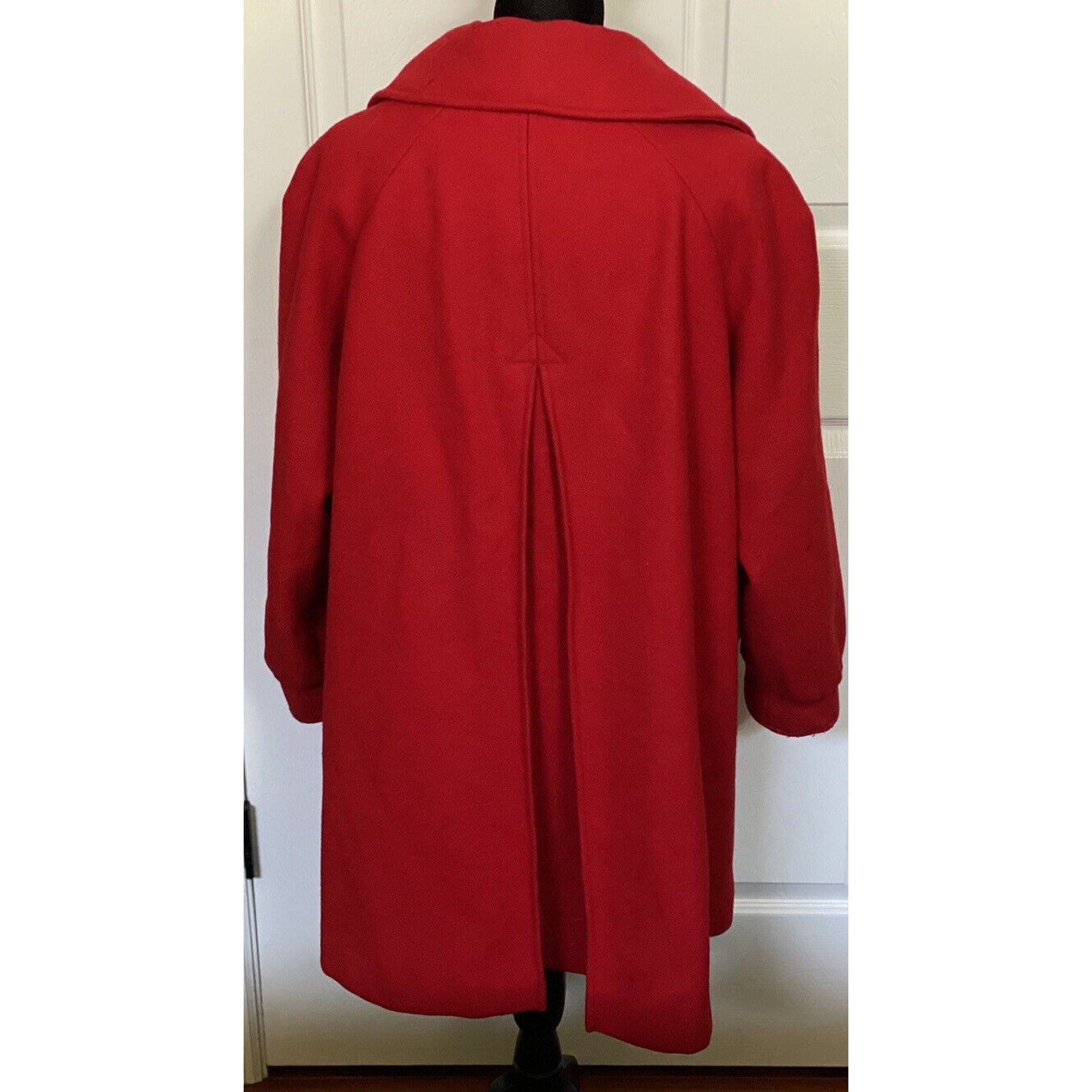 Sears Fashions Designs Red Wool Nylon Winter VTG Ladies Coat Jacket Cabin READ