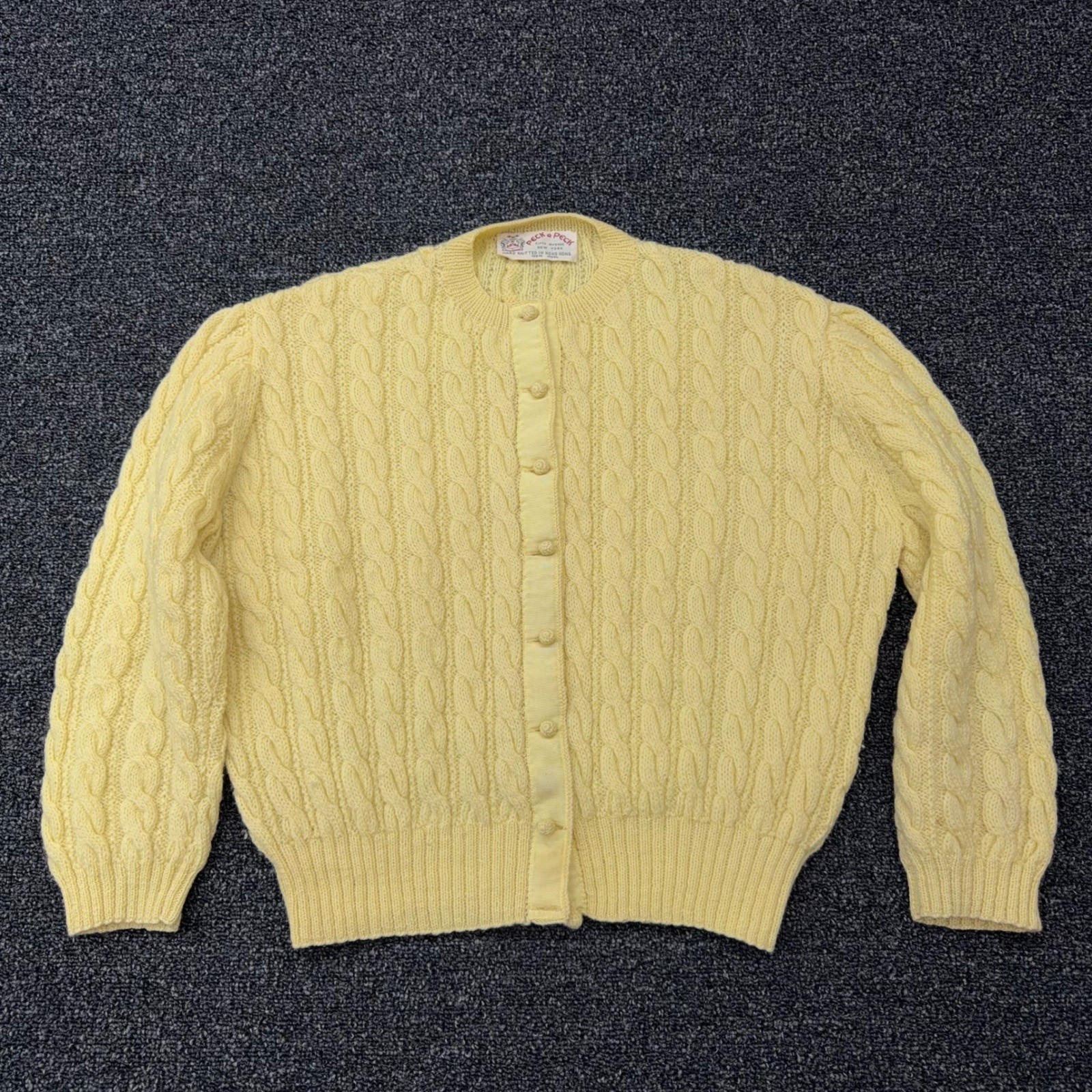 Vtg Peck & Peck Butter Yellow Cable Knit Wool Cardigan Sweater Hong Kong Flaw