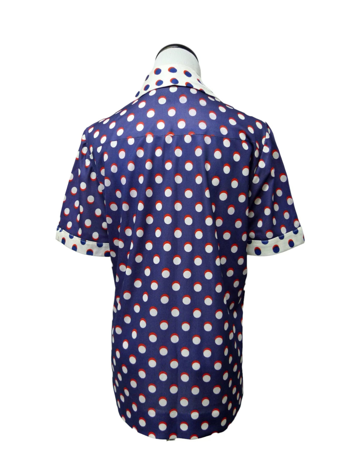 VTG 60s – 70s Cabot short sleeved button down shirt . fits M to L
