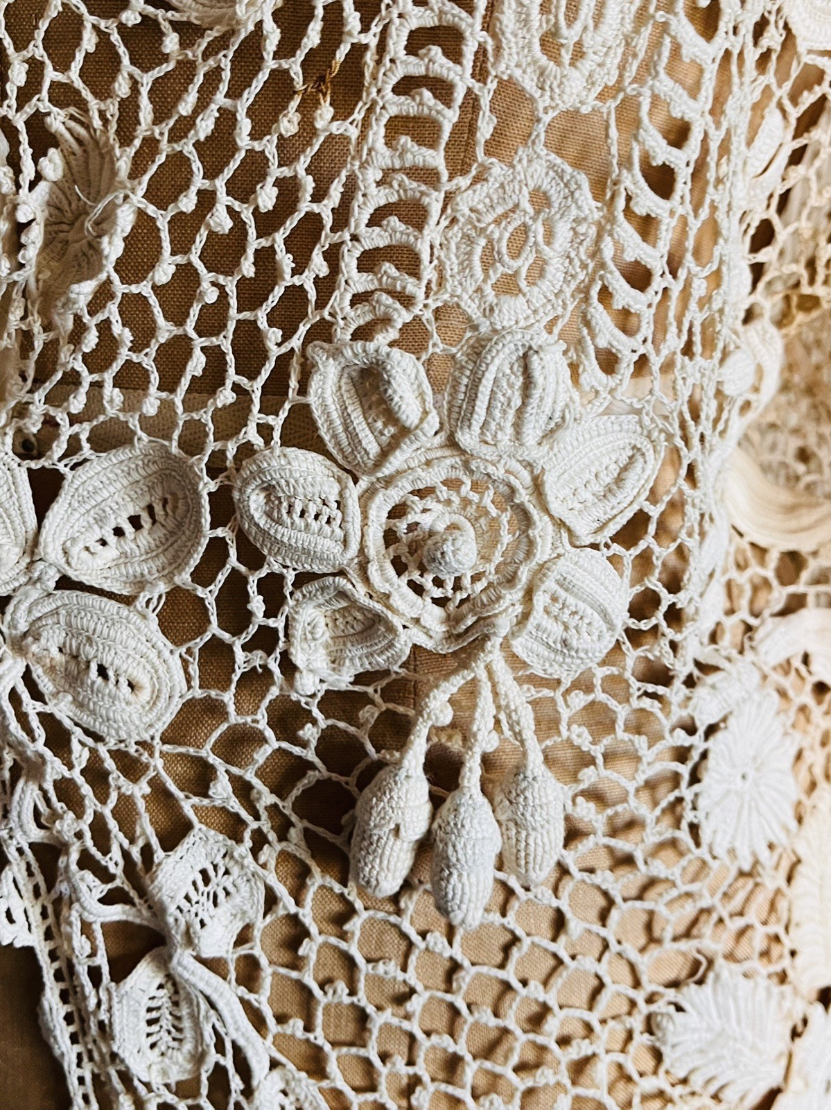 Antique Vctorian / Edwardian Croceted Irish Lace Jacket Handcrafted Floral Motif