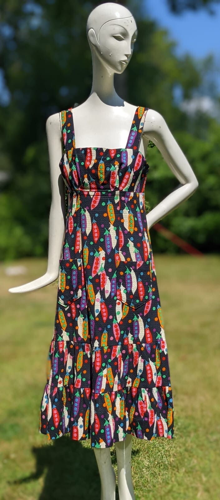 OPTICAL VINTAGE 1970’S SWEET PEA PRINT COTTON BARKCLOTH DRESS W POCKETS