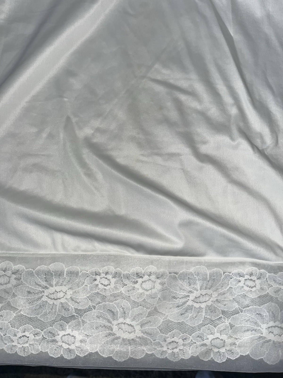 Vtg VANITY FAIR Satin Full Slip Sz 34 Bridal Floral Lace Trim Chiffon Nylon