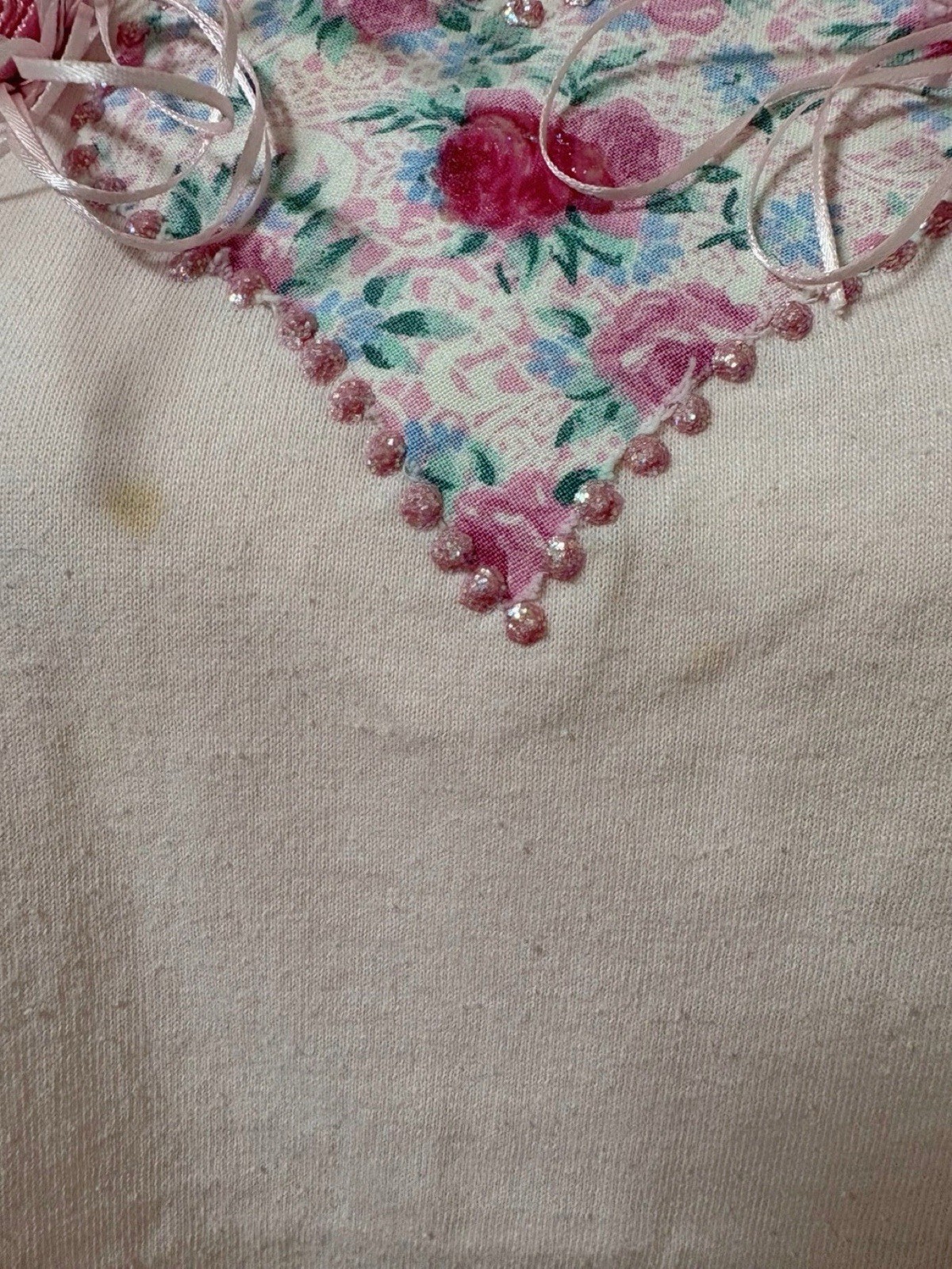 Vintage 1990s Hanes Heart Patchwork Rose Embroidery T shirt Pink USA Cottagecore