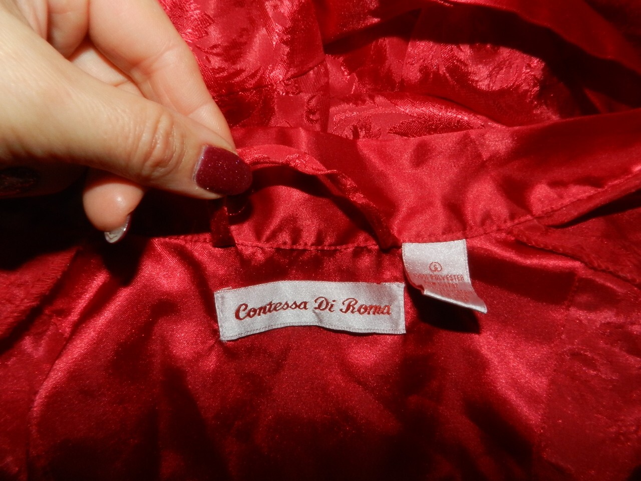 Contessa Di Roma size S red satin robe
