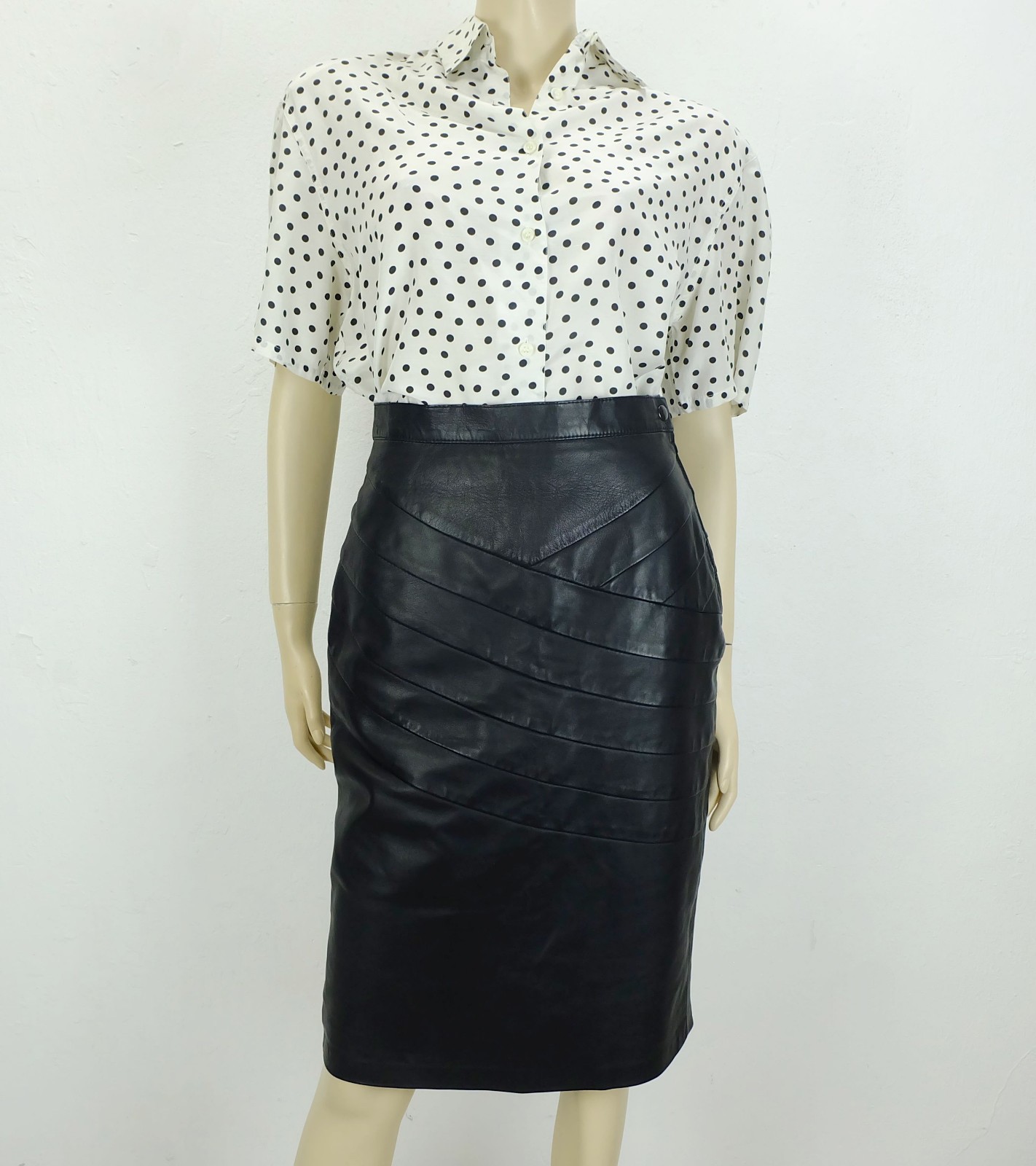 true vintage 80s leather skirt black size 38 pencil skirt pencil skirt