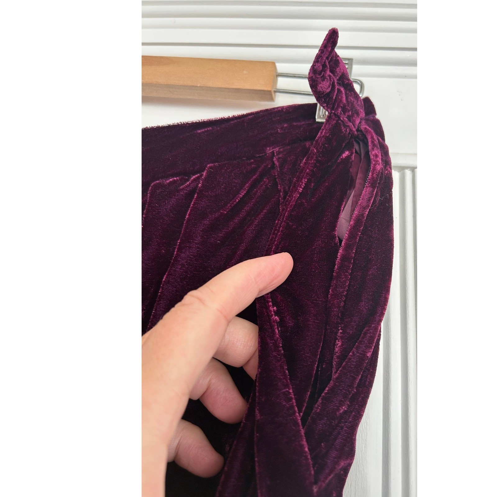 Vintage Liz Claiborne Velvet High Rise Pleated Pants Deep Plum Silk Blend Sz 12