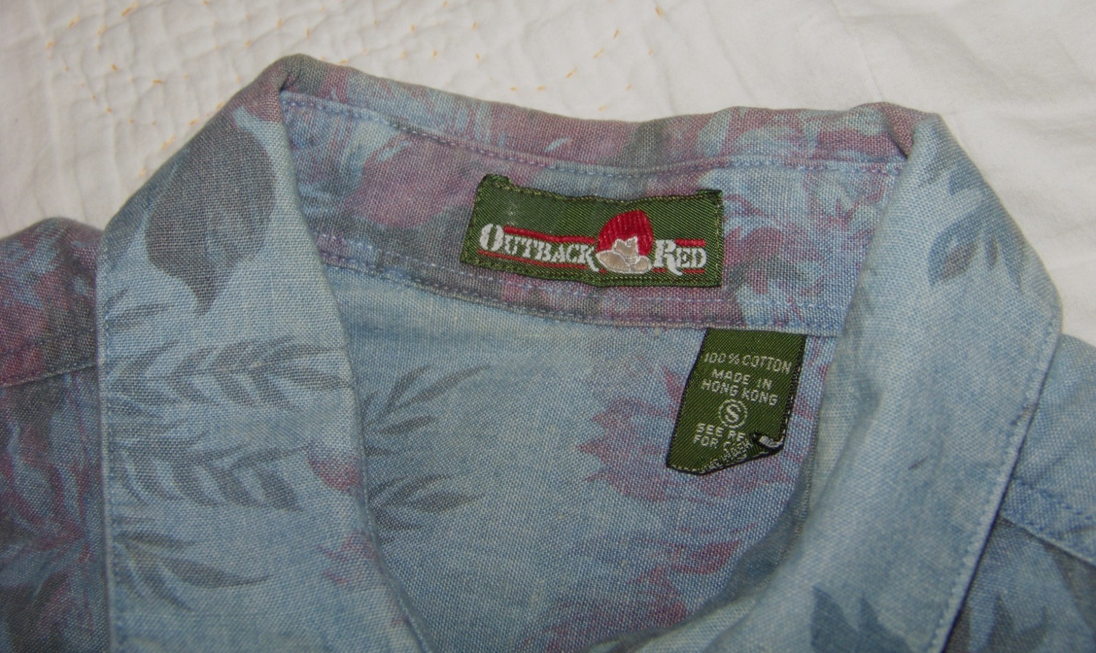 Women’s Vintage Outback Red LS Button Front Shirt – S