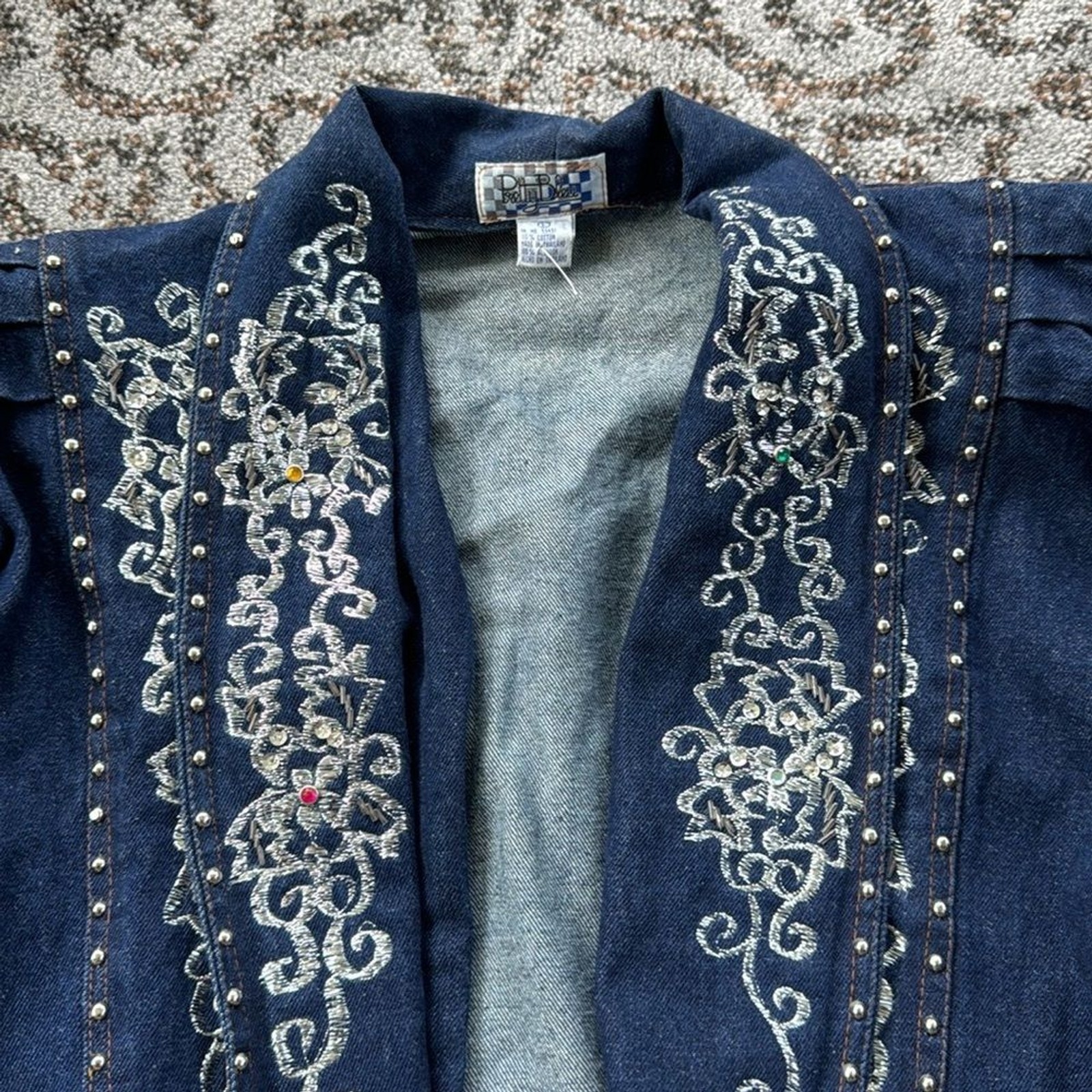 Vintage Pretty Bleu Denim Embroidered Studded Jacket Blue Large