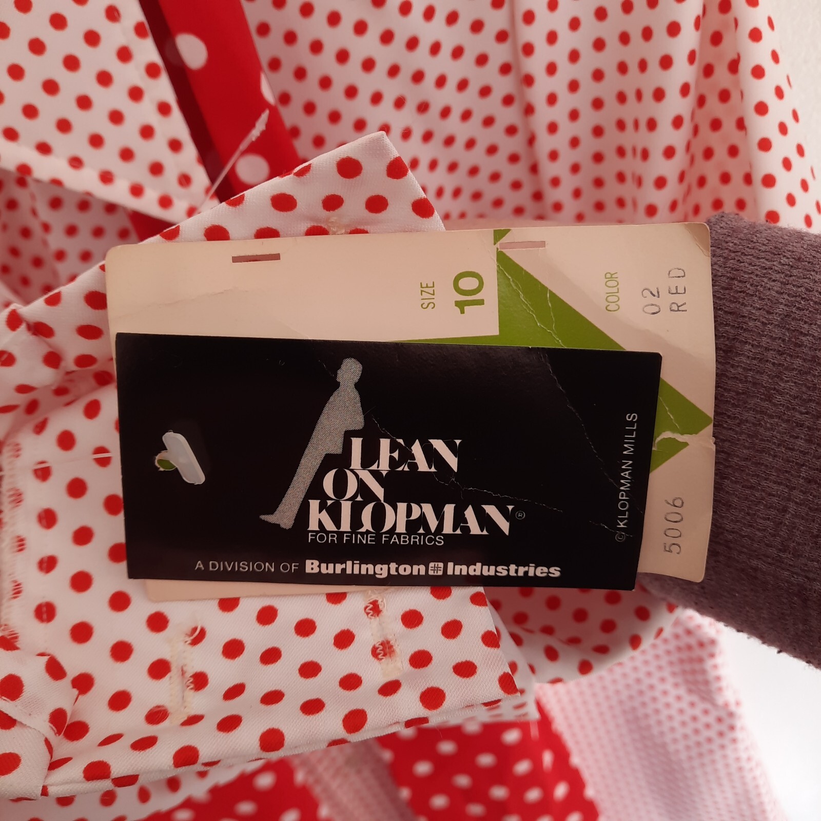 NWT! LADY ARROW SZ 10 Vintage 1970s Red Polka Dot Blouse With Tie Klopman Fabric