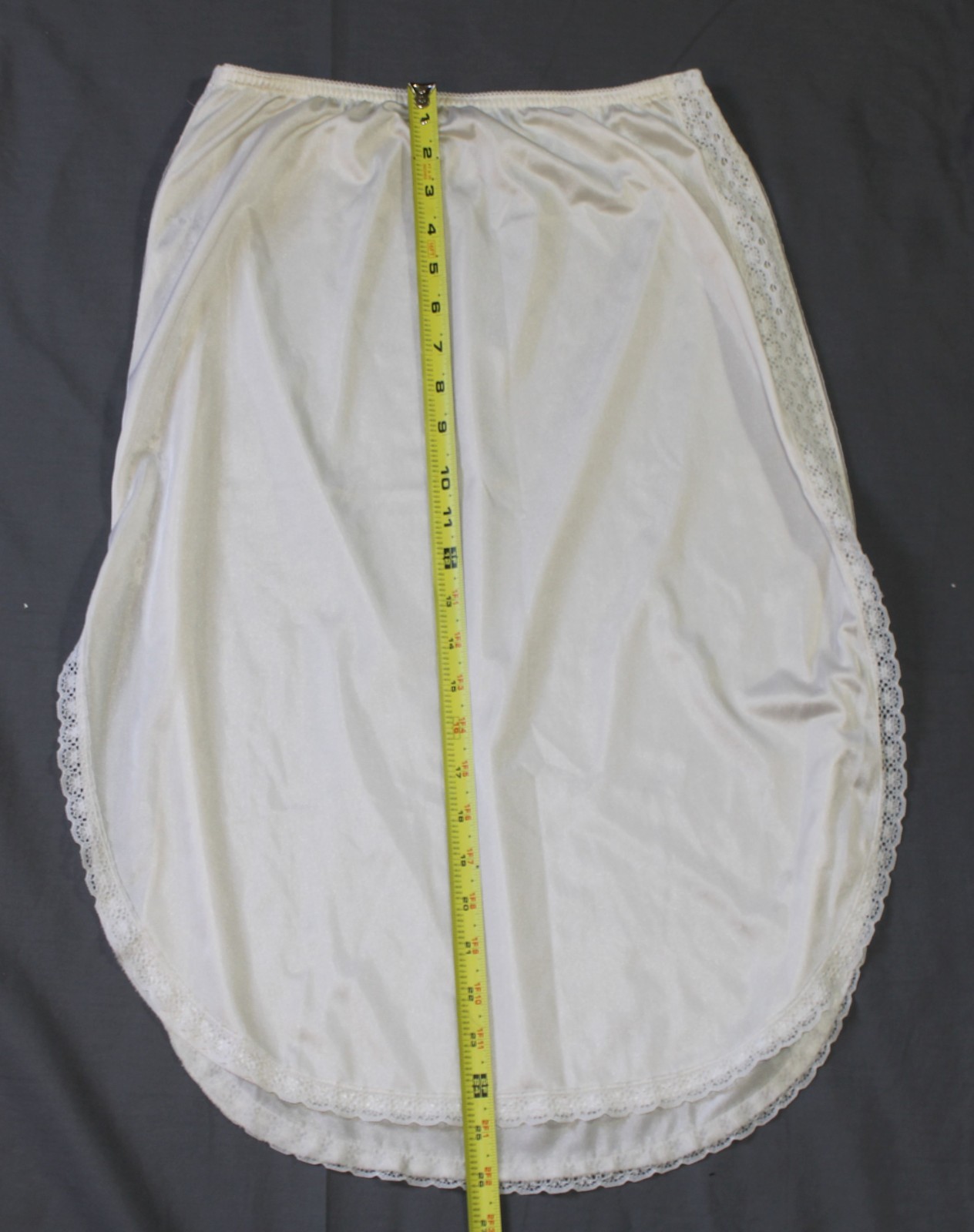 VTG Lot Of 5 Size Large Lingerie 2 Camisoles 3 Half Slips Asstd Lengths & Brands