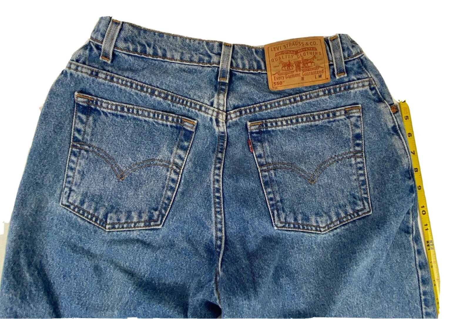 Vintage Levi’s 550 Red Tab Sz. 12 MOM Jeans 31W 31 Inseam High Waist 90s Y2K 98