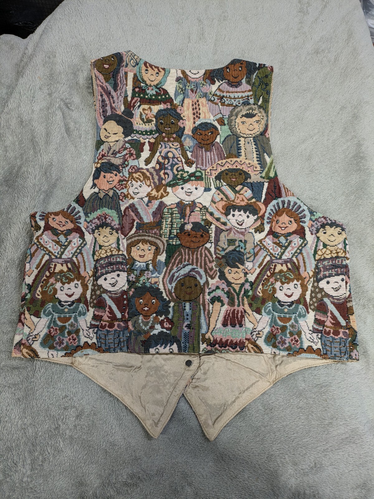 Vintage Nadia Embroidered CHILDREN Tapestry Womens SMALL Grandmacore Vest NEW v2