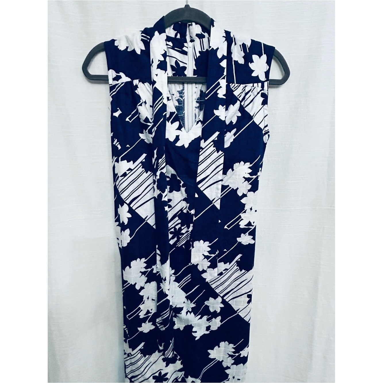 Vintage Circa 1960’s/1970’s I. Magnin x Tori Richard Hawaiian Floral Maxi Dress